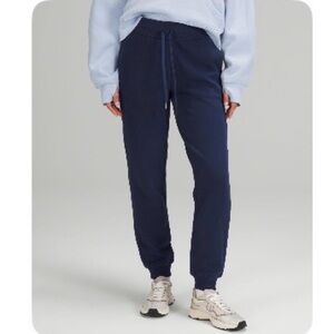 Lululemon Scuba High-Rise Jogger